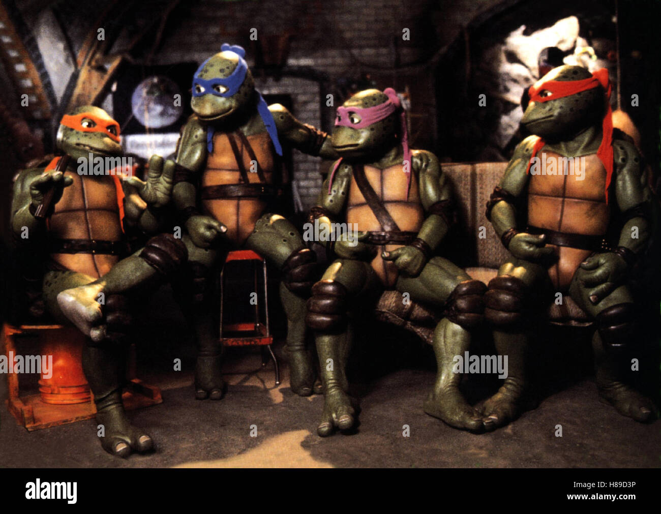 Turtles III, (TEENAGE MUTANT NINJA TURTLES III: THE TURTLES) 1992, Regie:  Stuart Gillard, Turtles, Stichwort: Masken Stock Photo - Alamy