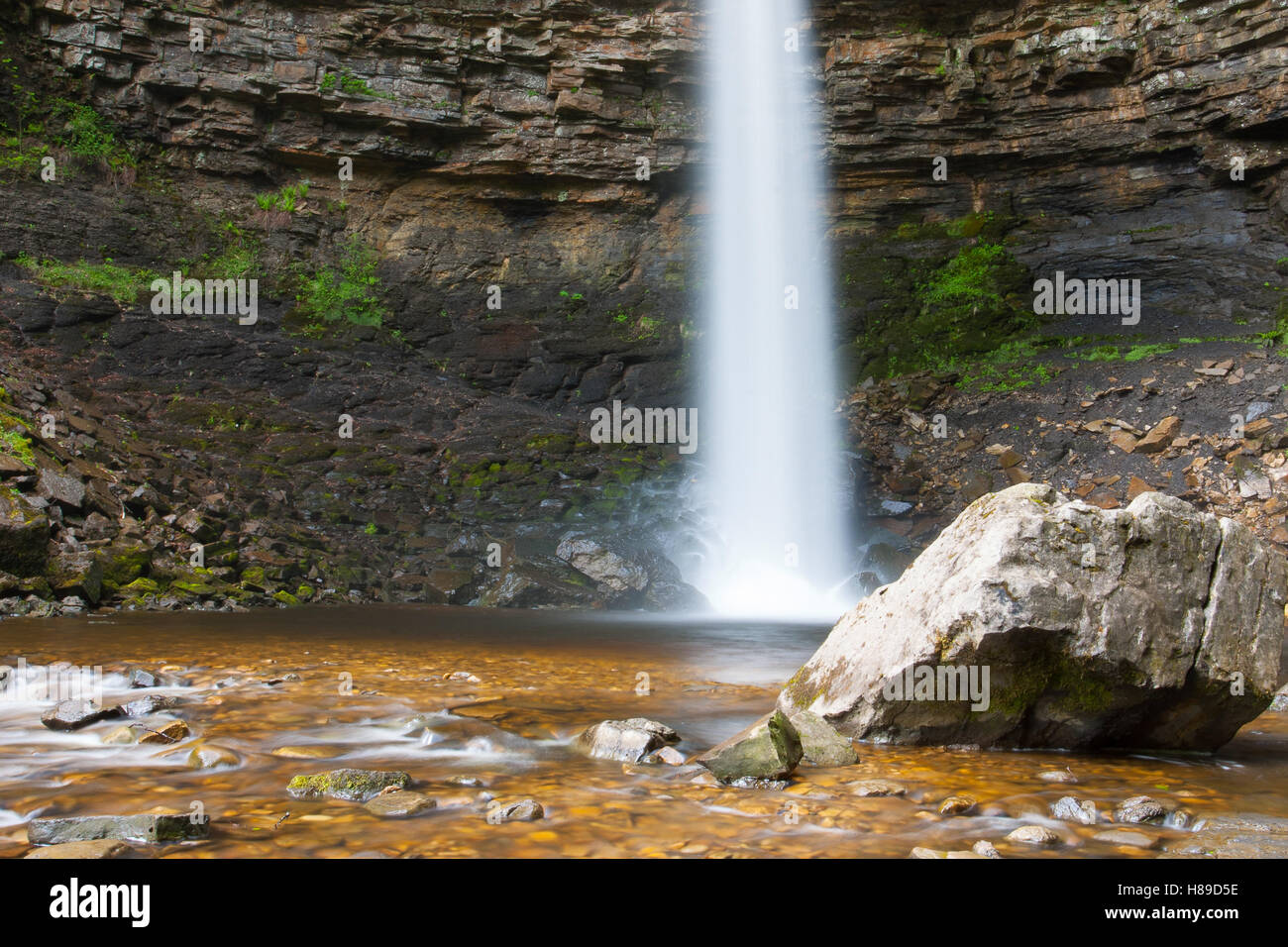 Hardraw force waterfall in Leyburn, North Yorkshire.Hardraw Force is England`s largest single drop waterfall, a reputed 100 foot Stock Photo