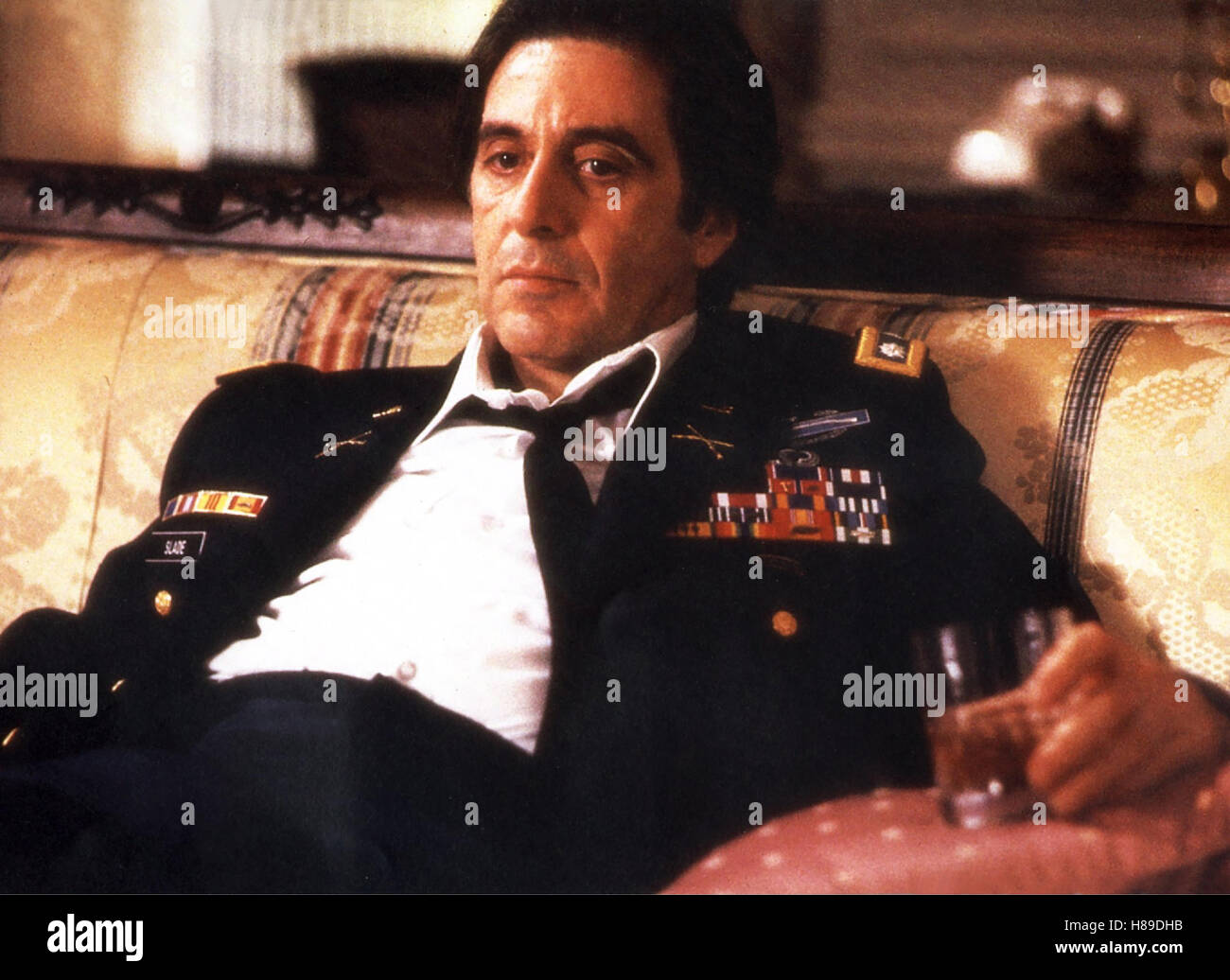 Der Duft der Frauen, (SCENT OF A WOMAN) USA 1992, Regie: Martin Brest, AL PACINO, Stichwort: Ehrenabzeichen, Uniform, Getränk Stock Photo