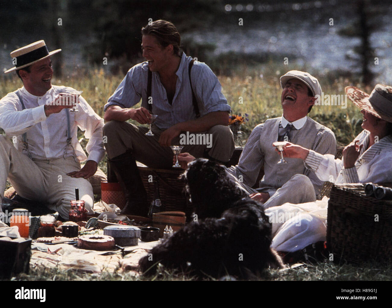 Legenden der Leidenschaft, (LEGENDS OF THE FALL) USA 1994, Regie: Edward Zwick, AIDAN QUINN, BRAD PITT, HENRY THOMAS, Stichwort: Picknick Stock Photo