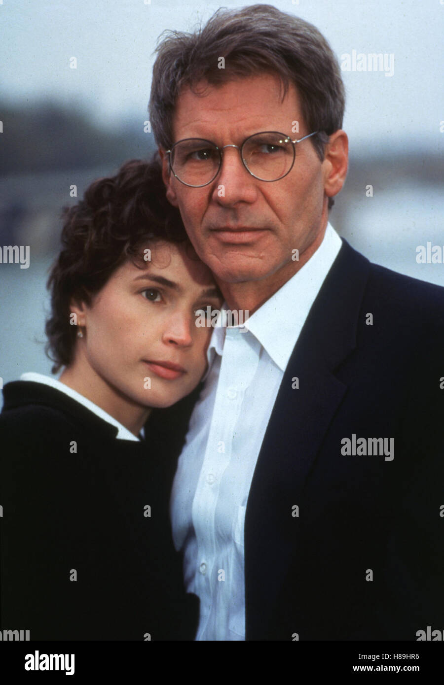 Sabrina, (SABRINA) USA 1995, Regie: Sydney Pollack, JULIA ORMOND, HARRISON  FORD, Stichwort: Paar Stock Photo - Alamy, image size:900x1390