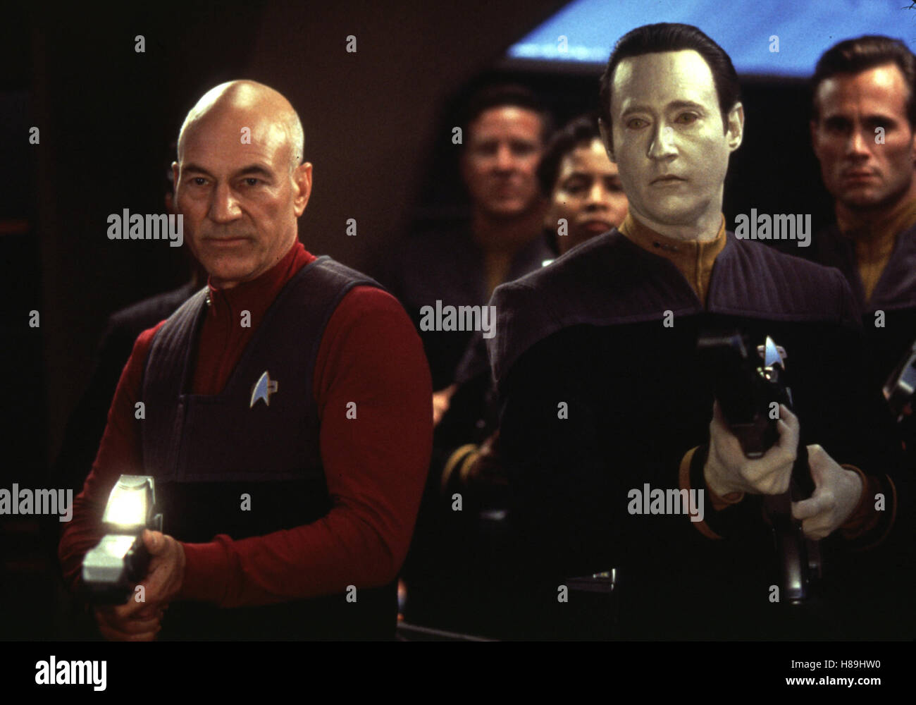 Star Trek - der erste Kontakt, (STAR TREK - FIRST CONTACT) USA 1996, Regie: Jonathan Frakes, PATRICK STEWART, BRENT SPINER, Stichwort: Waffen Stock Photo