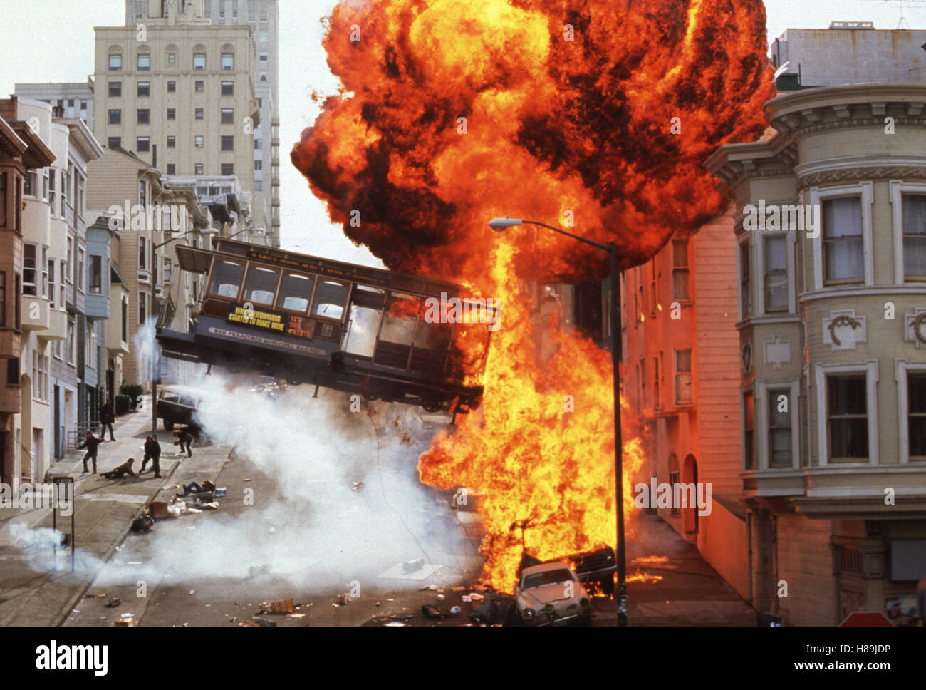 The Rock, (THE ROCK) USA 1996, Regie: Michael Bay, Stichwort: Explosion, Feuer, Flamme, Trambahn, Straßenbahn Stock Photo