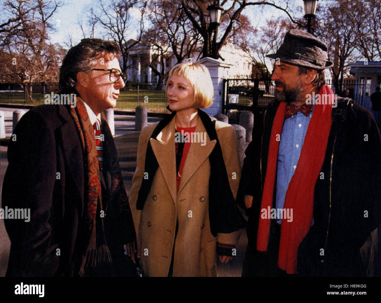 Wag the dog wenn der schwanz mit dem hund wedelt hires stock