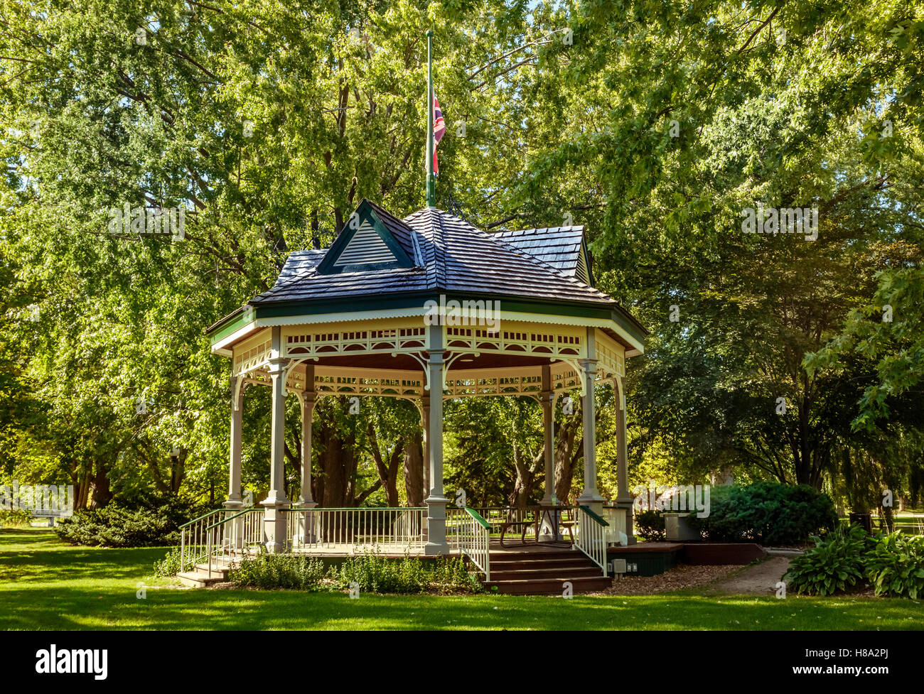 Pavilion In Victoria Park Kitchener Canada Stock Photo Alamy   Pavilion In Victoria Park Kitchener Canada H8A2PJ 