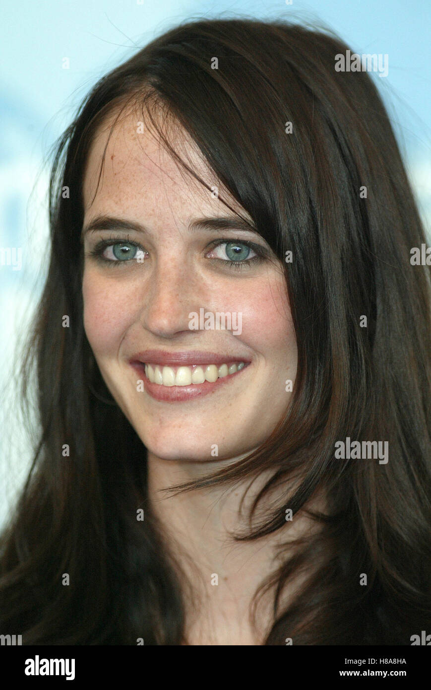 The dreamers 2003 eva green hi-res stock photography and images - Alamy