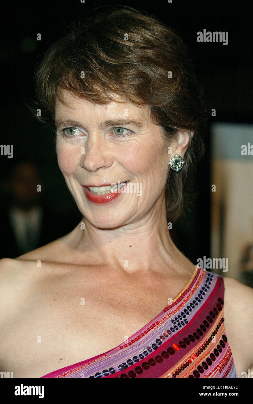 Calendar girls celia imrie hi-res stock photography and images - Alamy