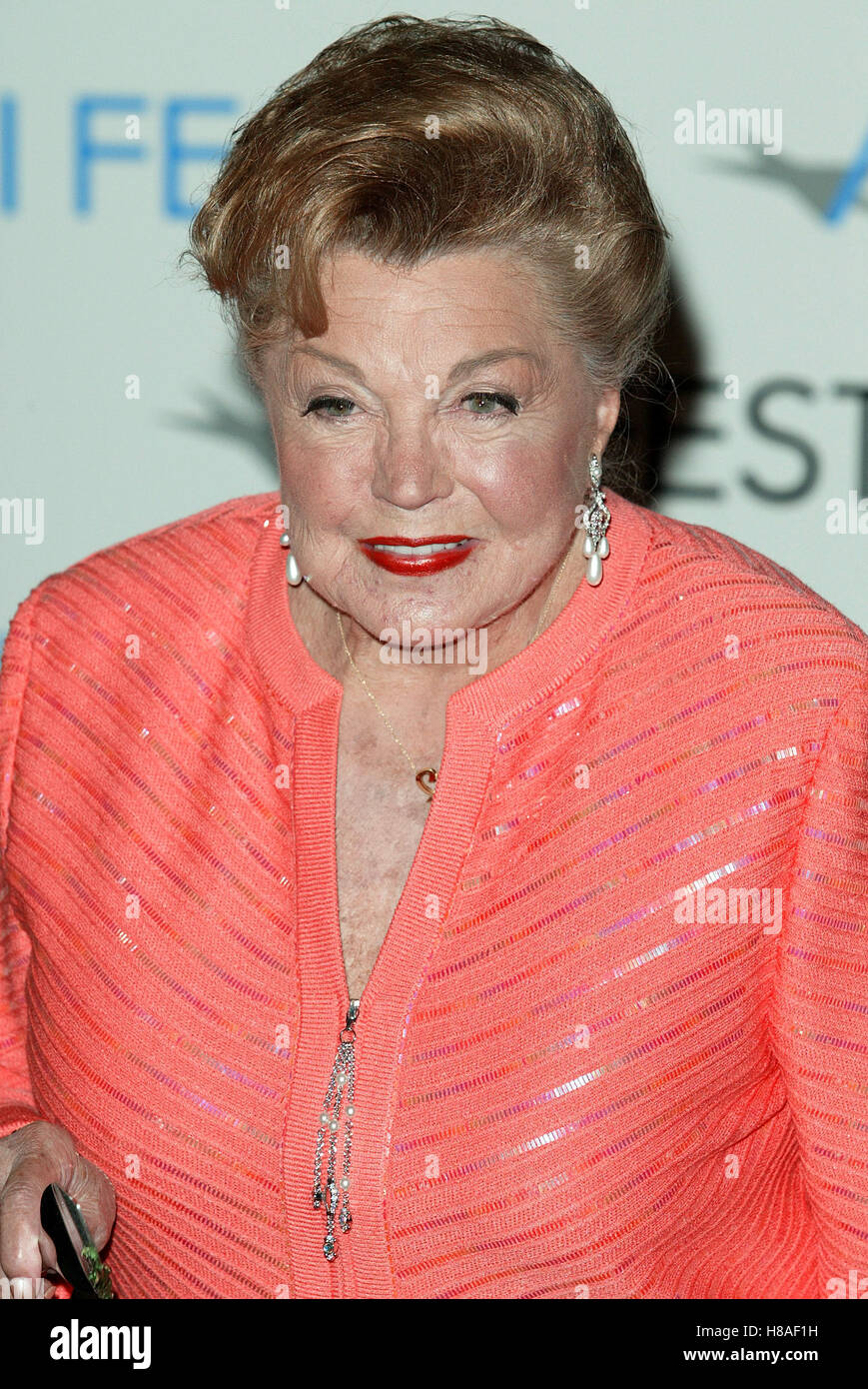 Esther williams portrait hi-res stock photography and images - Alamy