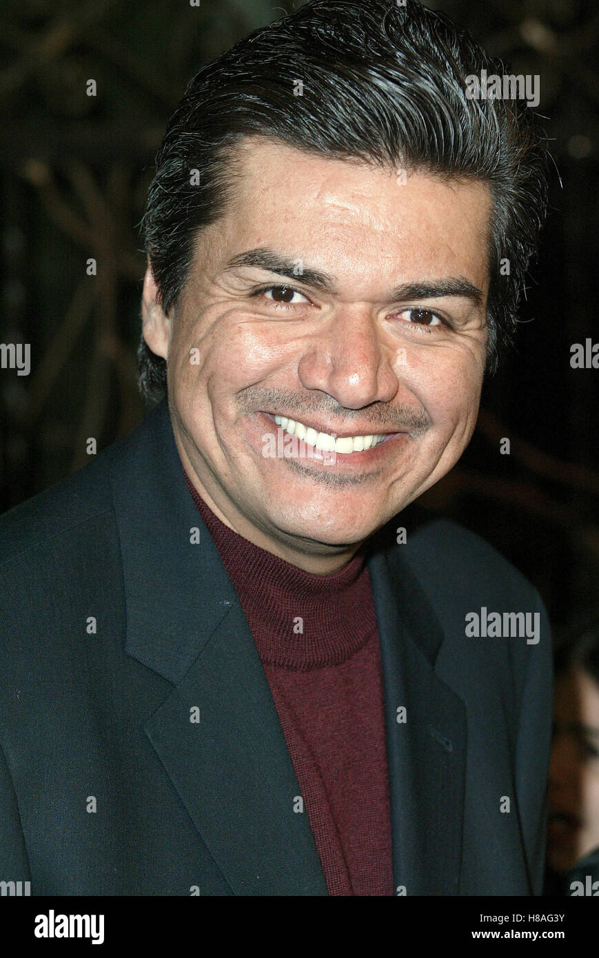 GEORGE LOPEZ THE HAUNTED MANSION WORLD PRE HOLLYWOOD LOS ANGELES USA 23 November 2003 Stock Photo