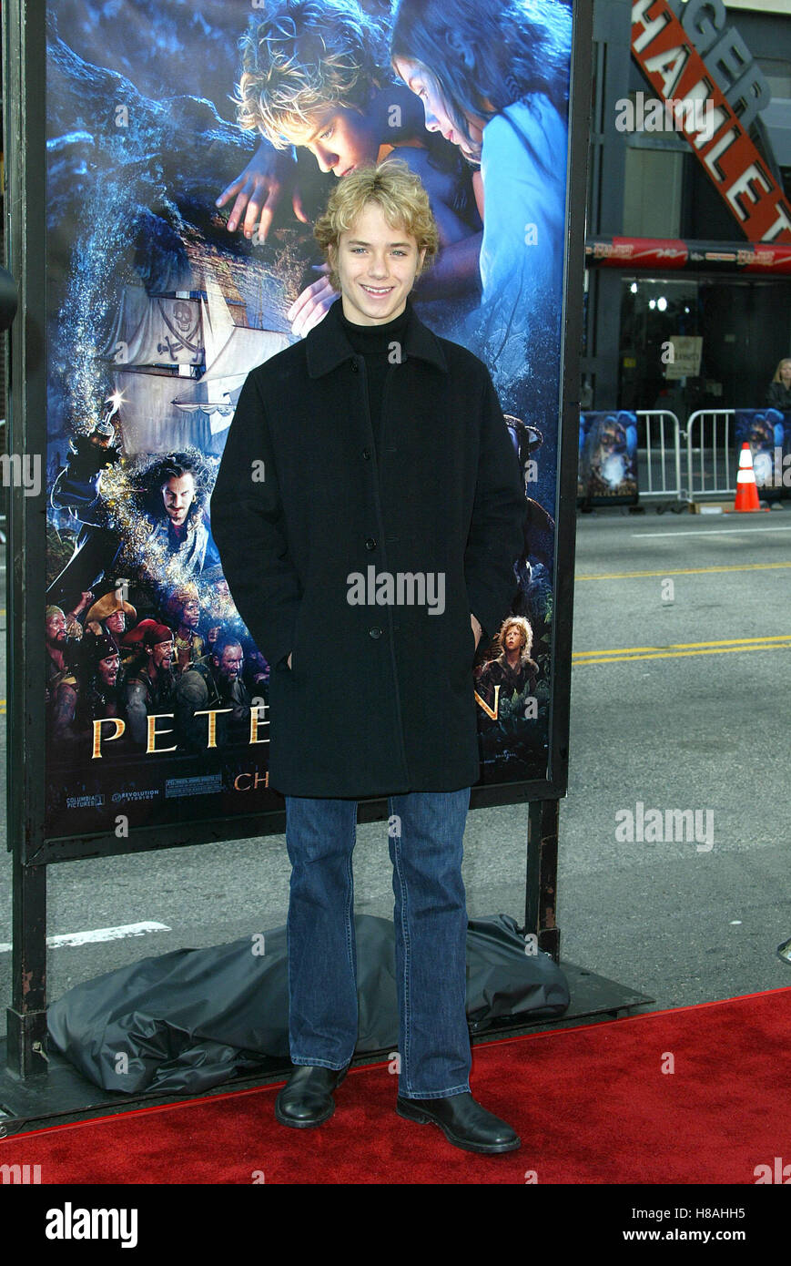 JEREMY SUMPTER PETER PAN LA PREMIERE CHINESE THEATRE HOLLYWOOD LOS ANGELES USA 13 December 2003 Stock Photo
