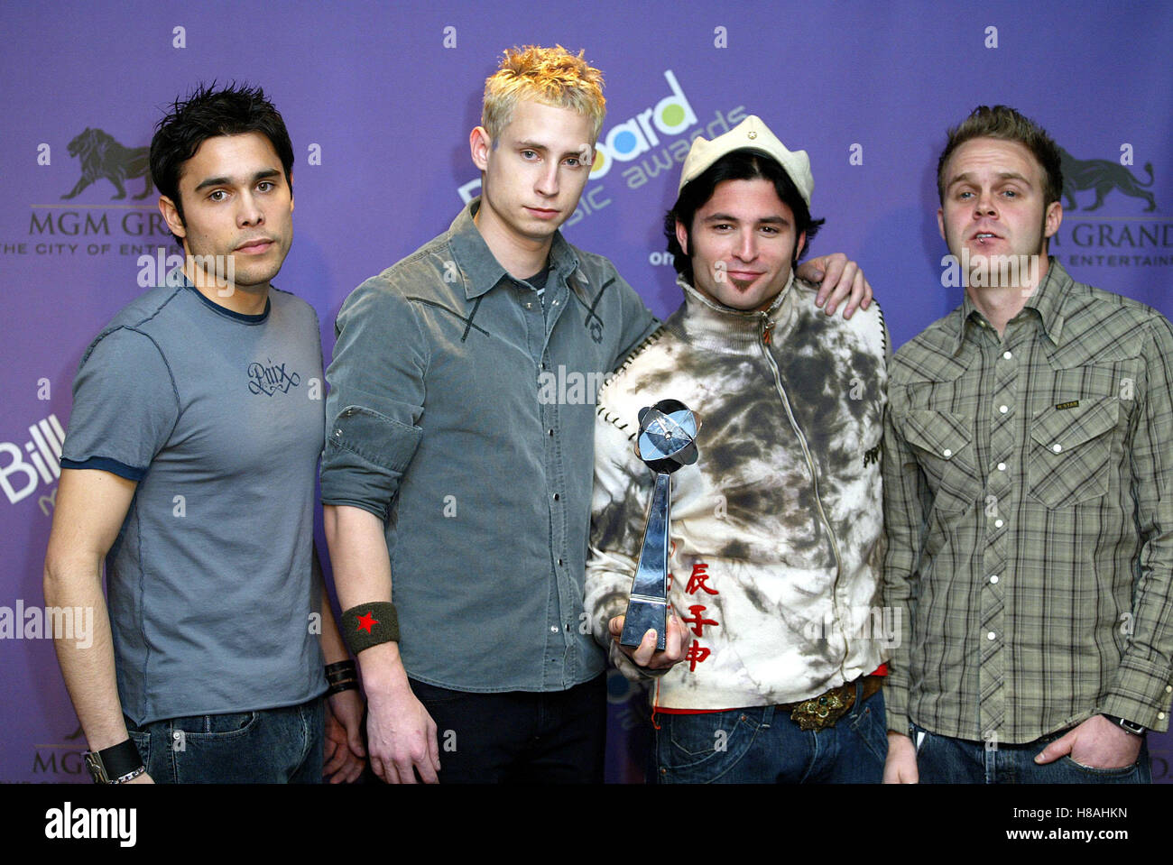 TRAPT 2003 BILLBOARD MUSIC AWARDS P MGM GRAND GARDEN ARENA MGM GRAND HOTEL  LAS VEGAS US 10 December 2003 Stock Photo - Alamy