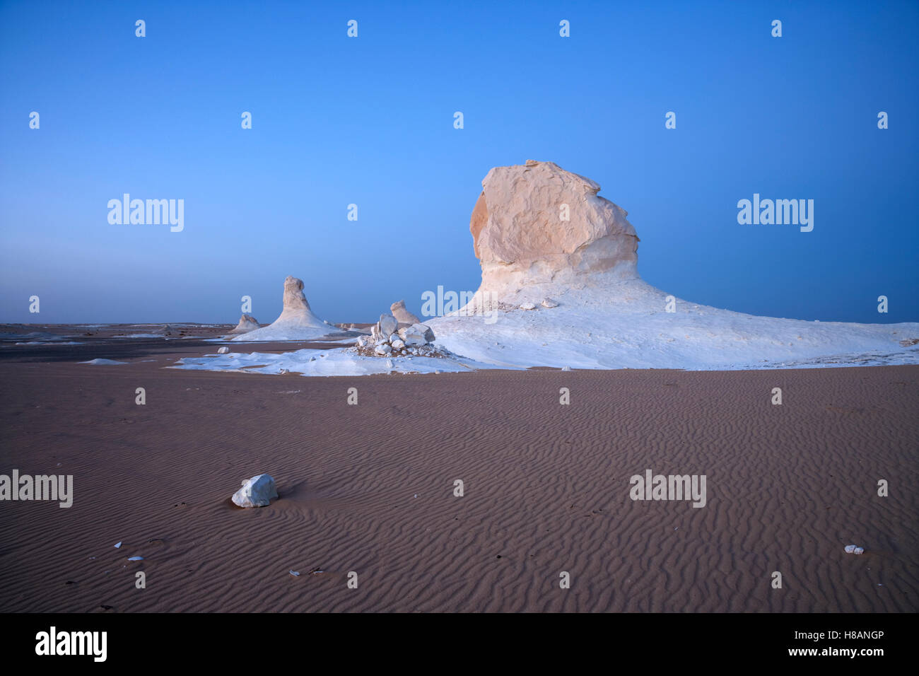 Limestone rock formation at dusk, White Desert National Park, Egypt ...