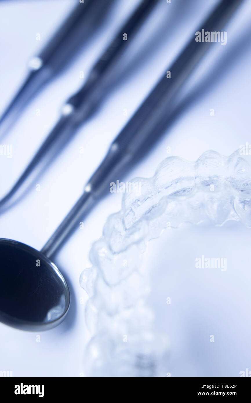 Invisible teeth aligner cosmetic orthodontic brackets used to