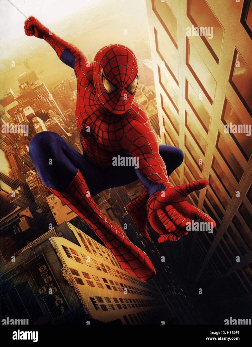 Spider-Man, (SPIDERMAN) USA 2002, Regie: Sam Raimi, TOBEY MAGUIRE als Spiderman, Stichwort: Straßenschlucht, Wolkenkratzer, Held Stock Photo