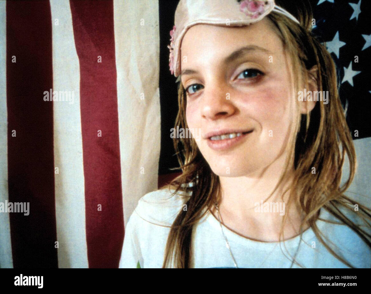 Spun, (SPUN) USA-SWE 2002, Regie: Jonas Akerlund, MENA SUVARI, Key: USA-Flagge, Fahne, Sternenbanner Stock Photo