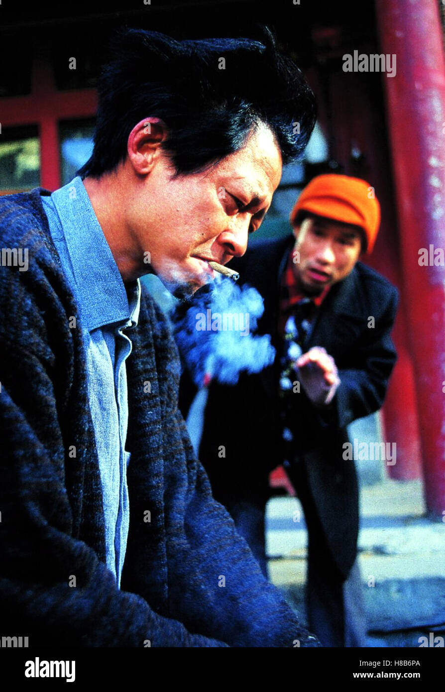 Xiaos Weg, (TOGETHER/HE NI ZAI YI QI) CHI-South Korea 2002, Regie: Chen Kaige, WANG ZHIWEN, LIU PEIQI, Key: Zigarette, Rauch Stock Photo