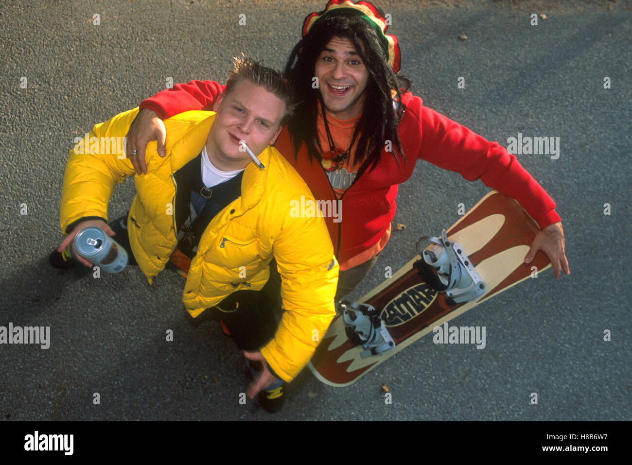 Feuer, Eis und Dosenbier, (FEUER, EIS UND DOSENBIER) D 2002, Regie: Mathias Dinter, AXEL STEIN, RICK KAVANIAN, Stichwort: Skateboard Stock Photo