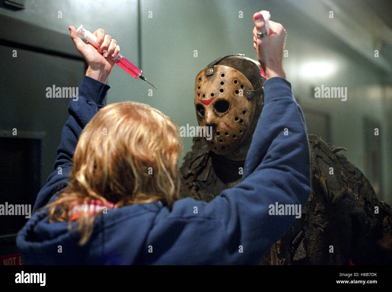 Freddie vs. Jason, (FREDDY VS. JASON) USA 2003, Regie: Ronnie Yu, KEN KIRZINGER, Key: Maske, Monster, Spritze Stock Photo