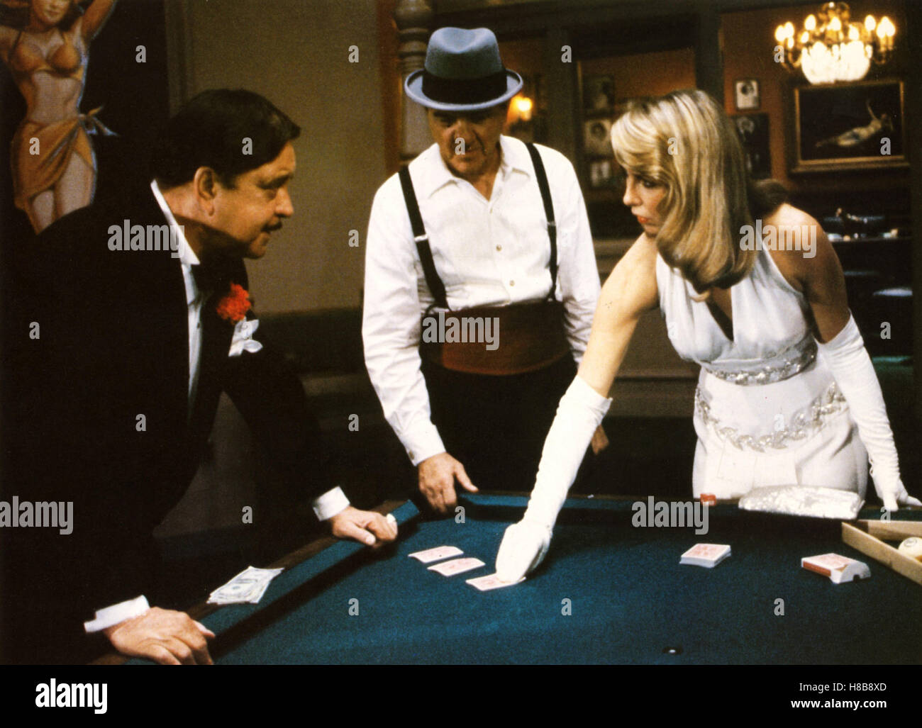 Zwei ausgekochte Gauner, (THE STING II) USA 1982, Regie: Jeremy Paul Kagan, JACKIE GLEASON, KARL MALDEN, TERI GARR, Key: Kartenspiel, Kartentrick, Spieler Stock Photo