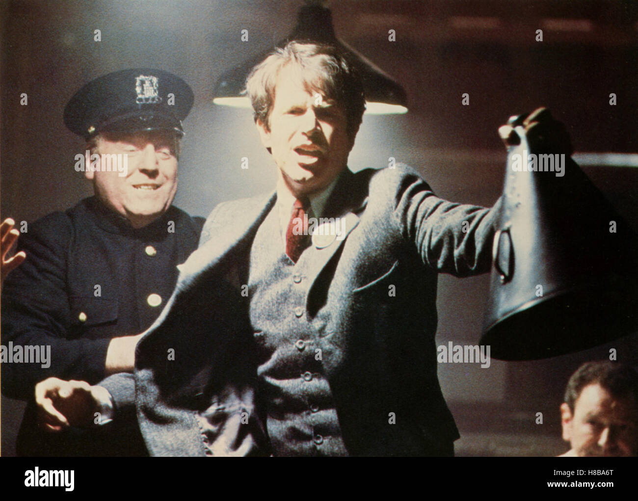Reds, (REDS) USA 1981, Regie: Warren Beatty, WARREN BEATTY, Key: Demonstrant, Polizist, Flüstertüte, Stock Photo