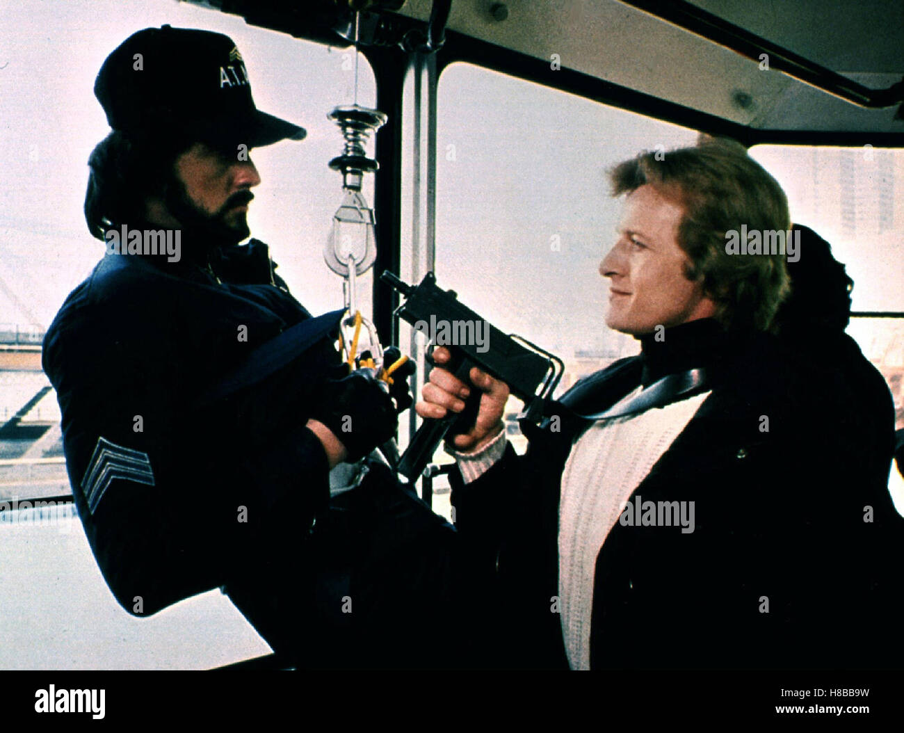 Nachtfalken, (NIGHTHAWKS) USA 1980, Regie: Bruce Malmuth, SYLVESTER STALLONE, RUTGER HAUER,Key: Waffe, Maschinenpistole, Stock Photo