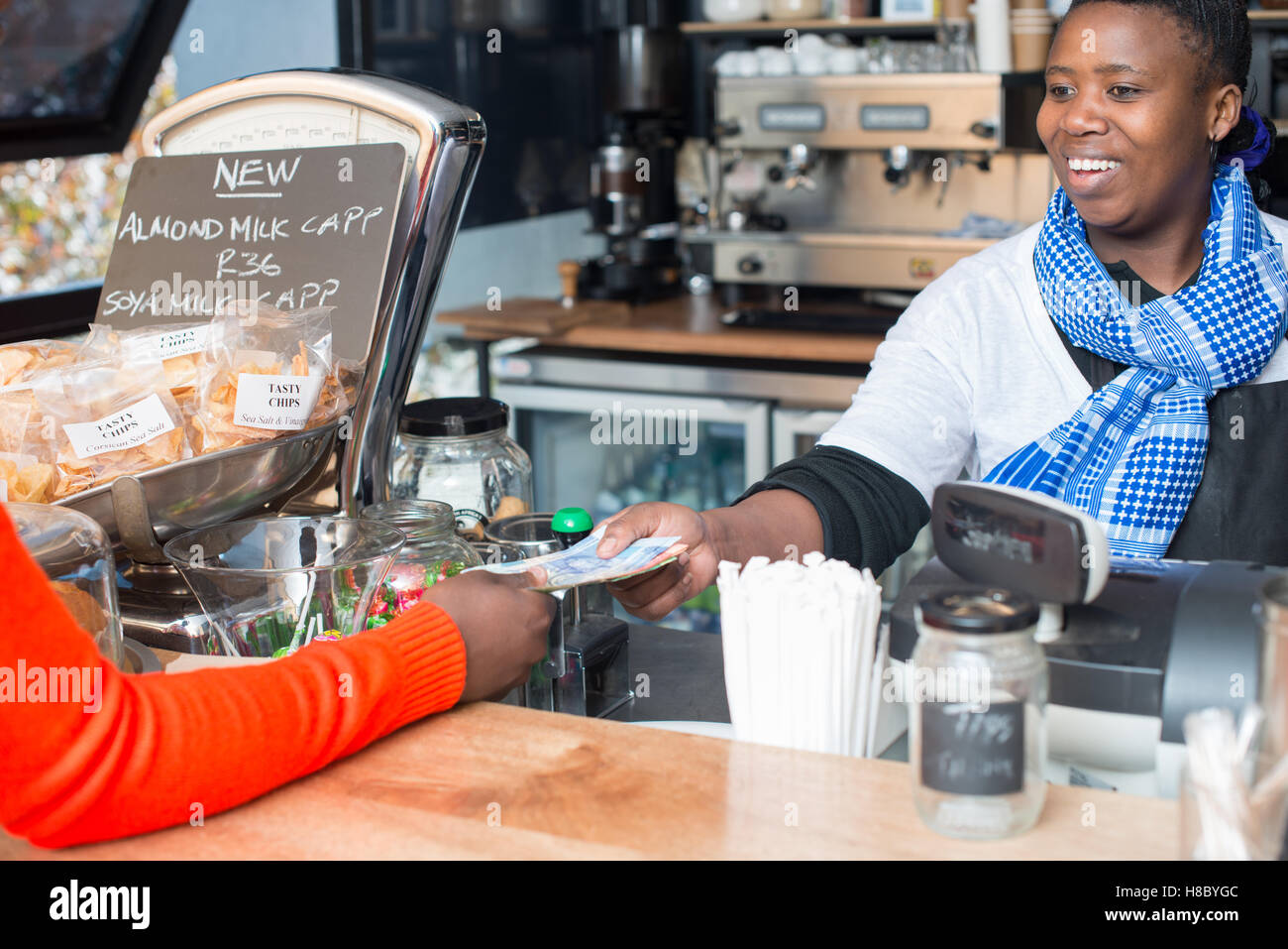 Cashier change hires stock photography and images Alamy