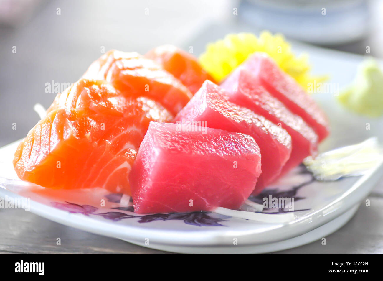 salmon sashimi, tuna sashimi,sashimi dish Stock Photo Alamy