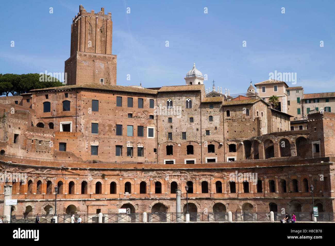 ancient roman building Stock Photo - Alamy