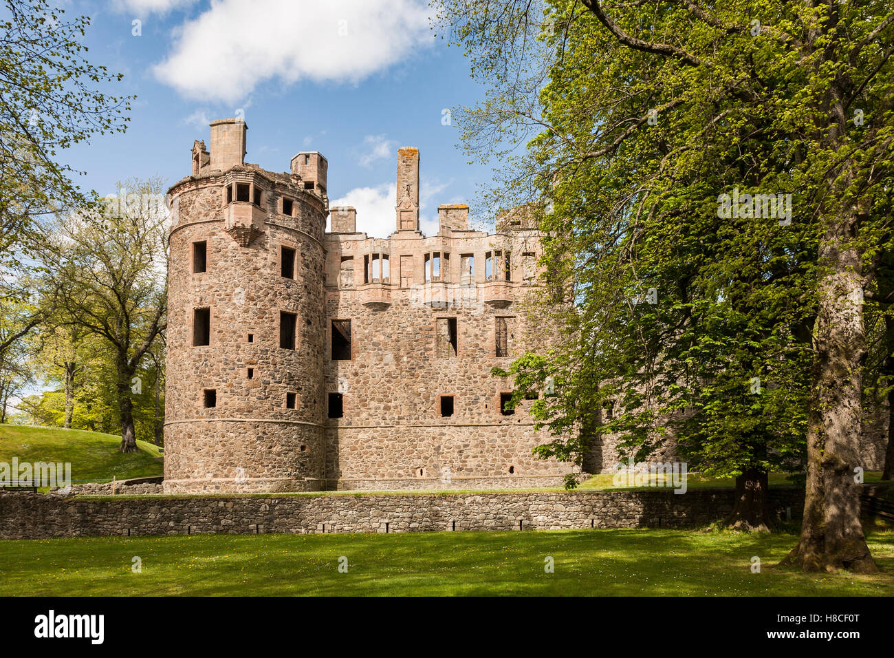 Huntly Castle in Scotland Stock Photo Alamy