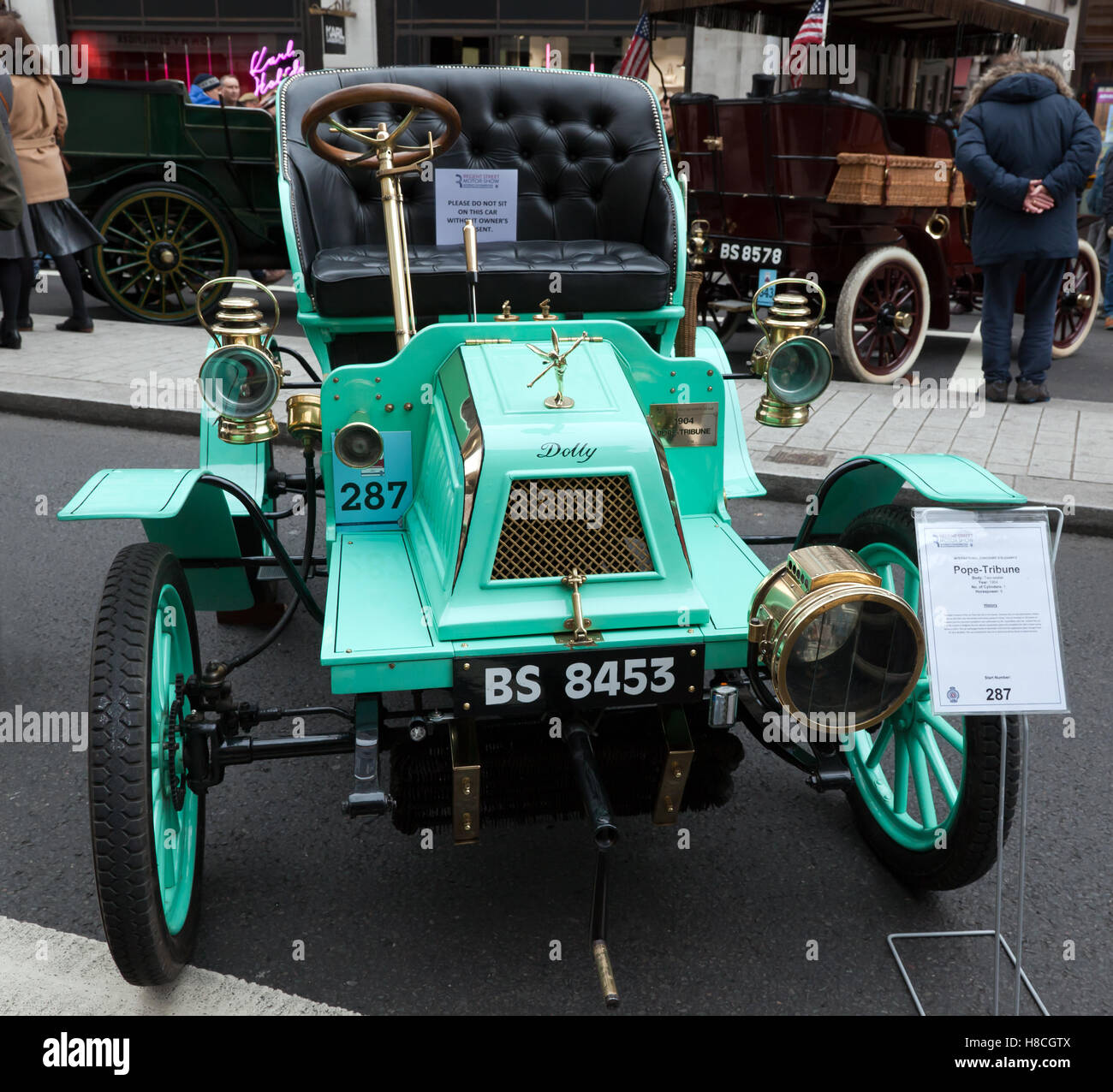 Image of a Two-seater, 1904 Pope-Tribune veteran car, taking part in the Concours d'Elegance, at Regents Street, London. Stock Photo