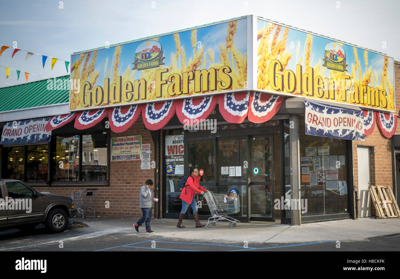 Grocery storefront new york hires stock photography and images Alamy