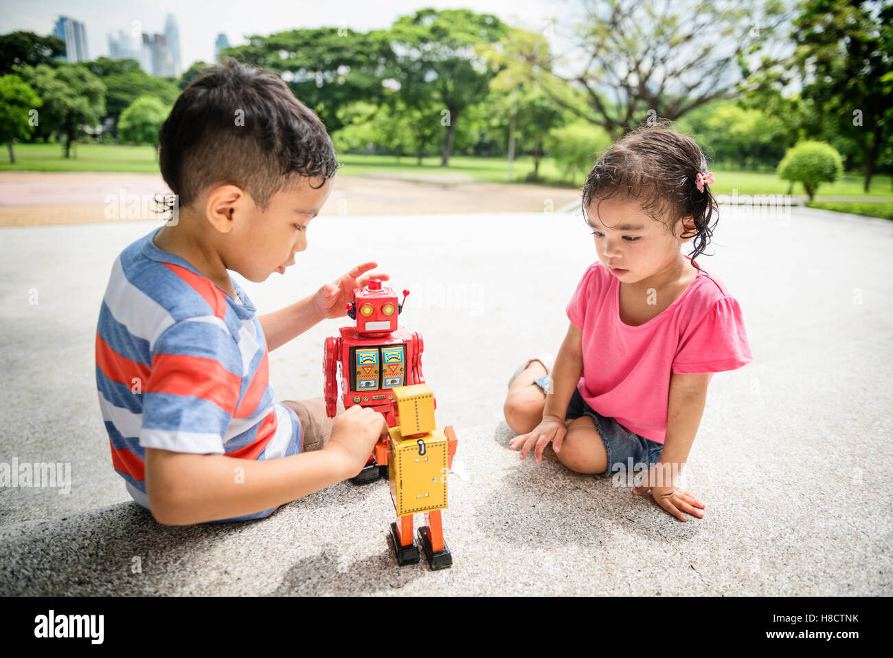 Brother Sister Elementary Childhood Kid Playful Concept Stock Photo Alamy