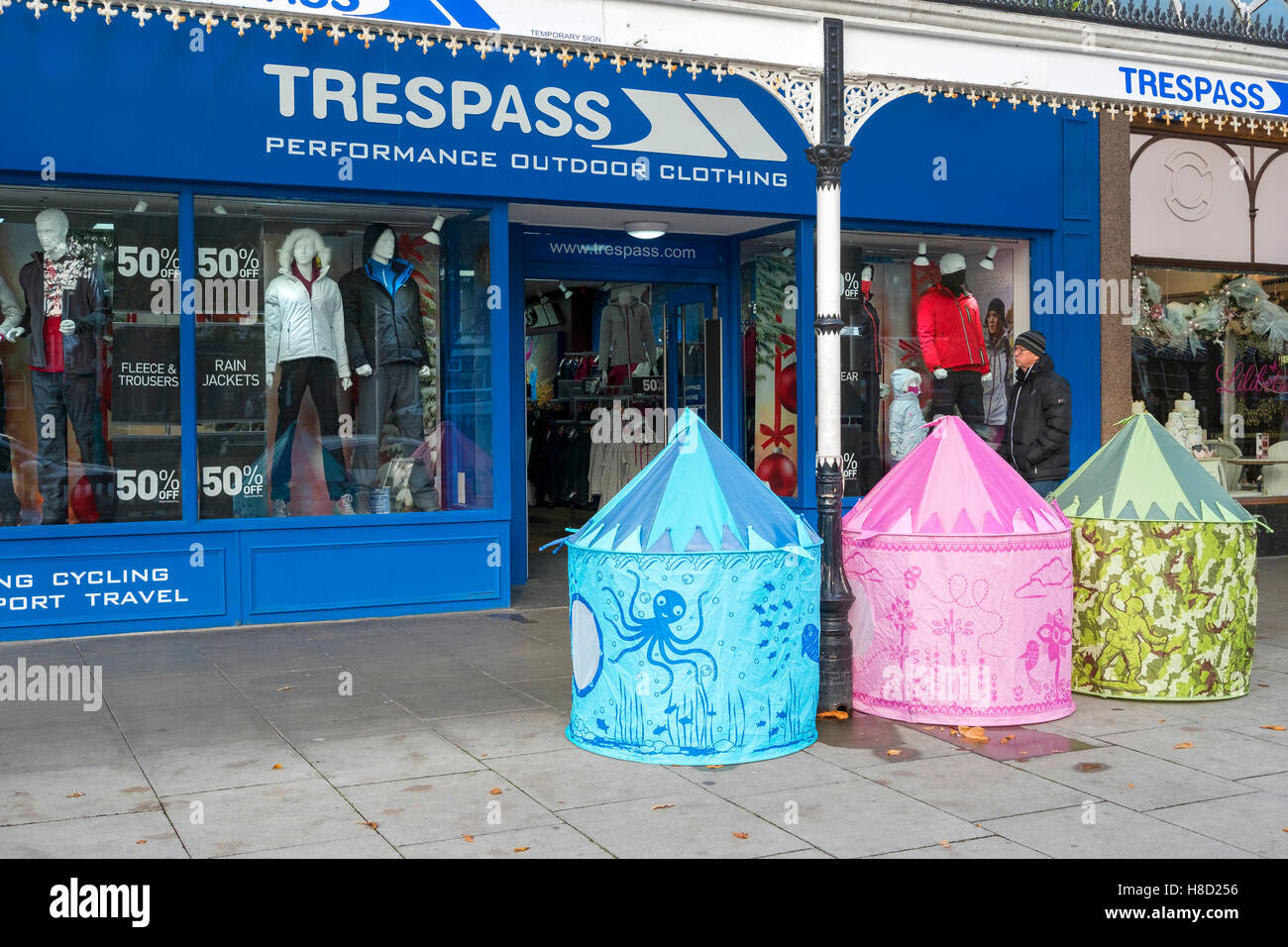 Chateau Play Tent Aquatic outside Trespass Outdoor Clothing store