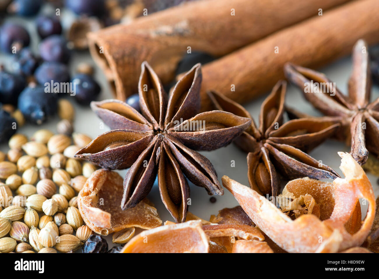 Pickling spices:  Cinnamon sticks Star Anise Mace Juniper Allspice Coriander peppercorns Stock Photo