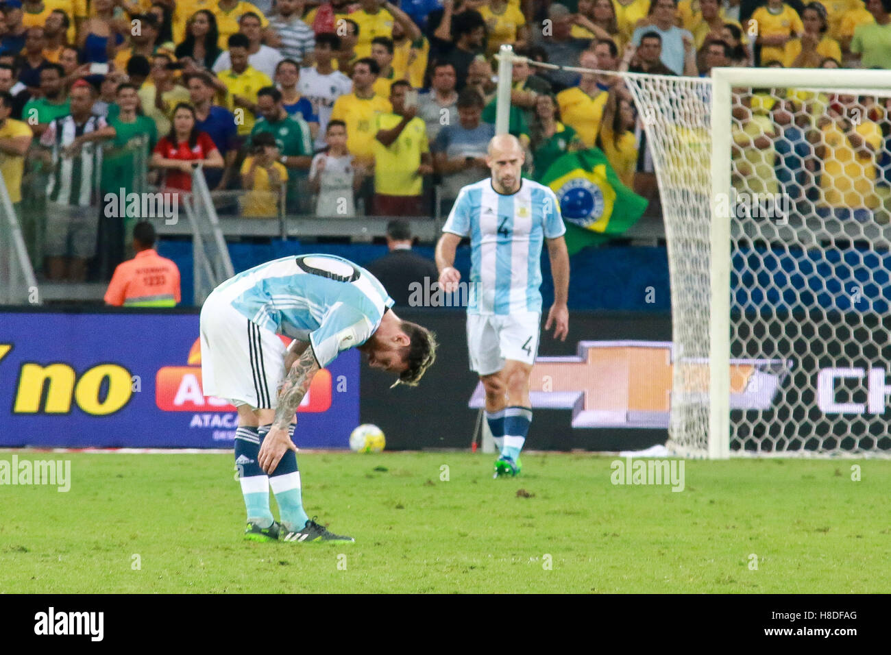 Belo Horizonte, Brazil. 10th Nov, 2016. Lionel Messi and Javier Mascherano of Argentina after the second goal for Brazil Brazil x Argentina, a match valid for the qualifiers of the World Cup 2018 in Mineirao Stadium in Belo Horizonte, MG. Credit:  Dudu Macedo/FotoArena/Alamy Live News Stock Photo