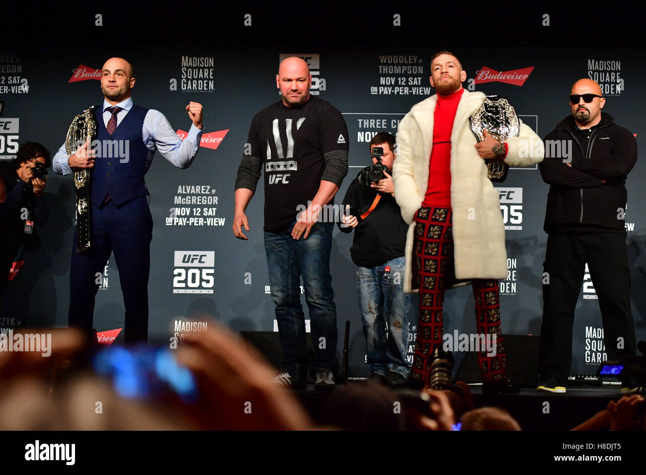 Conor mcgregor alvarez hi-res stock photography and images - Alamy