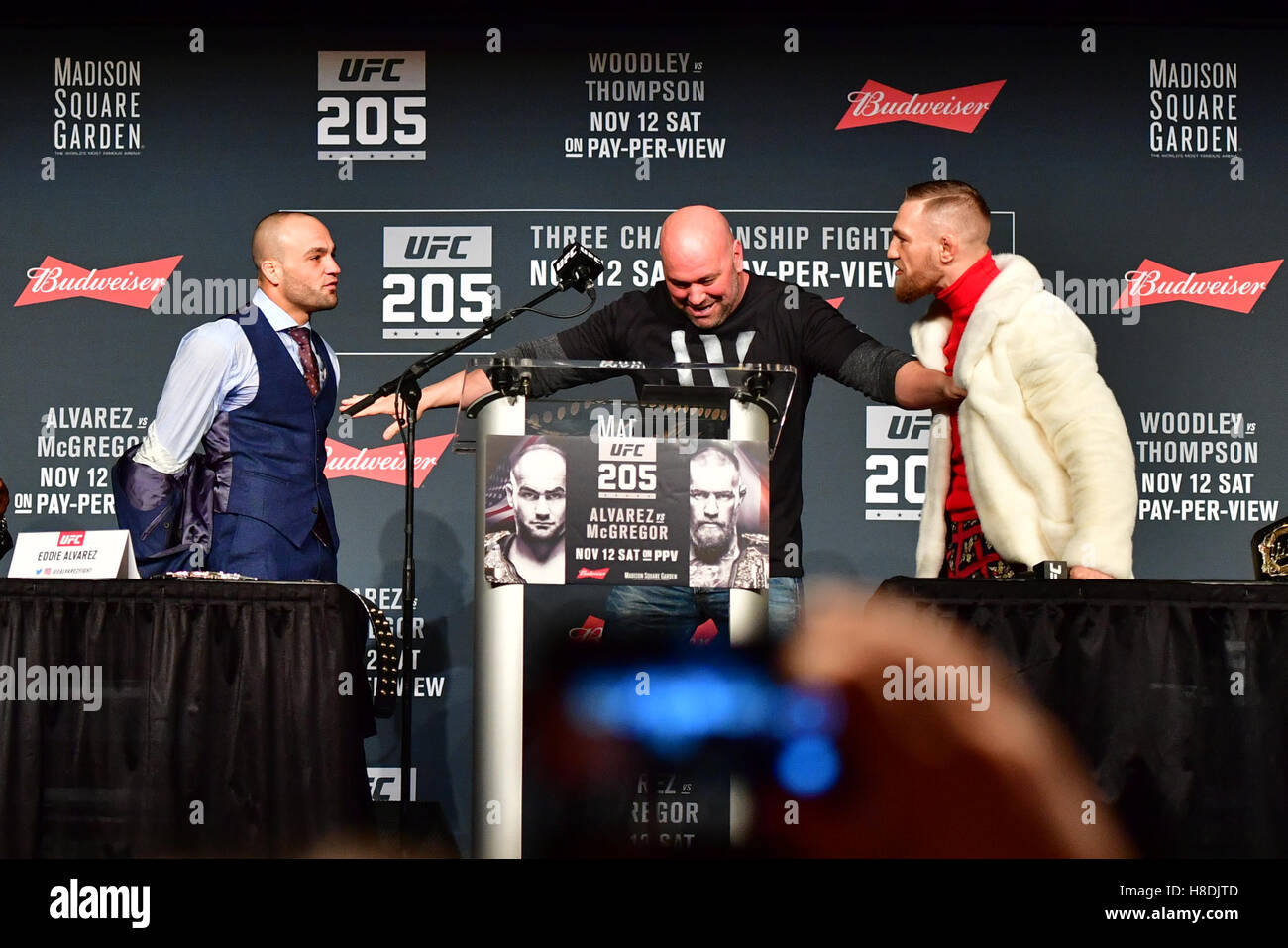 Conor mcgregor alvarez hi-res stock photography and images - Alamy