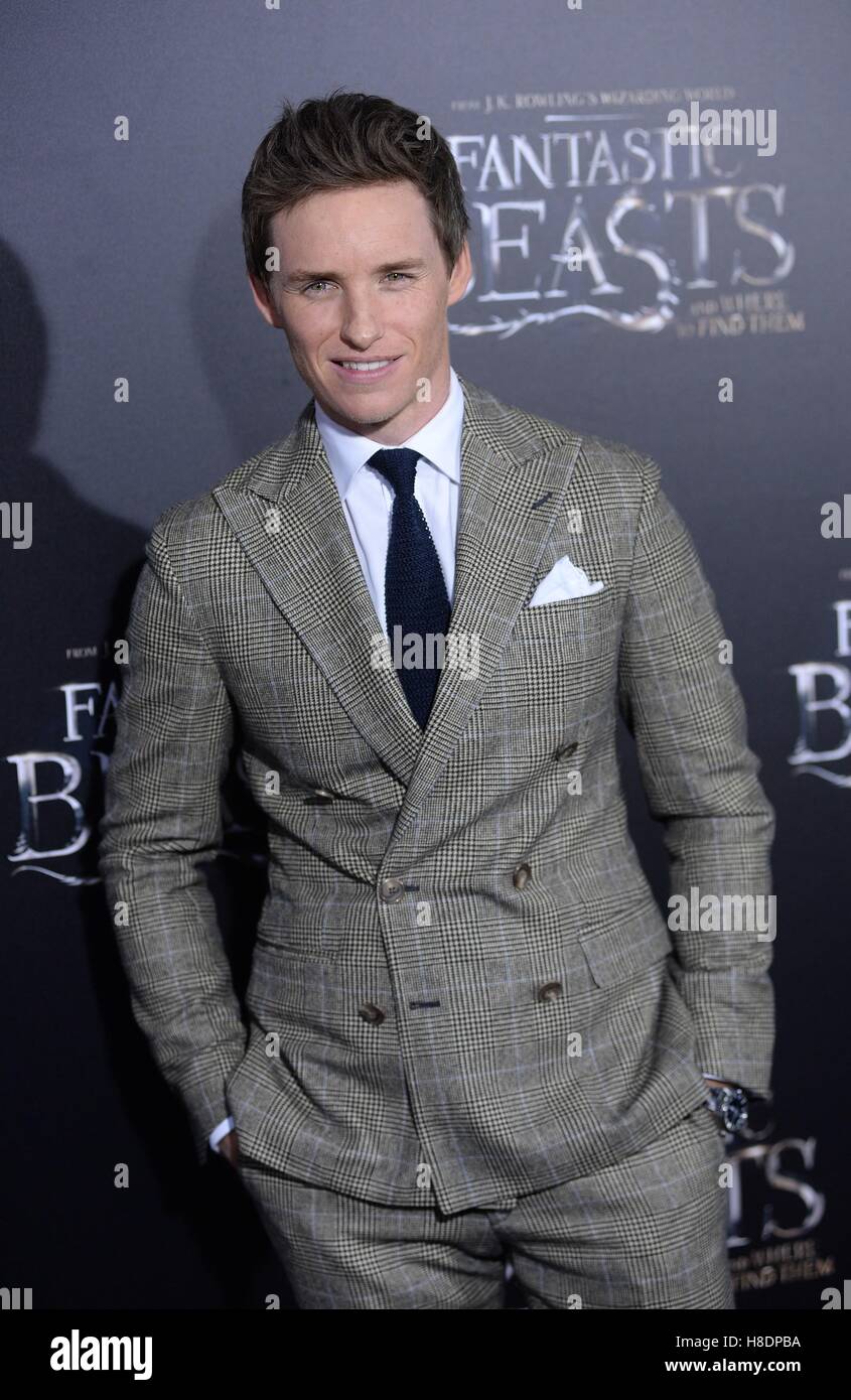New York, NY, USA. 10th Nov, 2016. Eddie Redmayne at arrivals for FANTASTIC BEASTS AND WHERE TO FIND THEM World Premiere, Alice Tully Hall at Lincoln Center, New York, NY November 10, 2016. Credit:  Kristin Callahan/Everett Collection/Alamy Live News Stock Photo