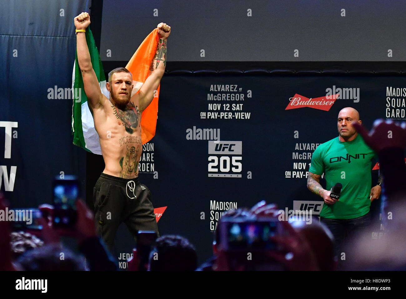 Conor mcgregor alvarez hi-res stock photography and images - Alamy