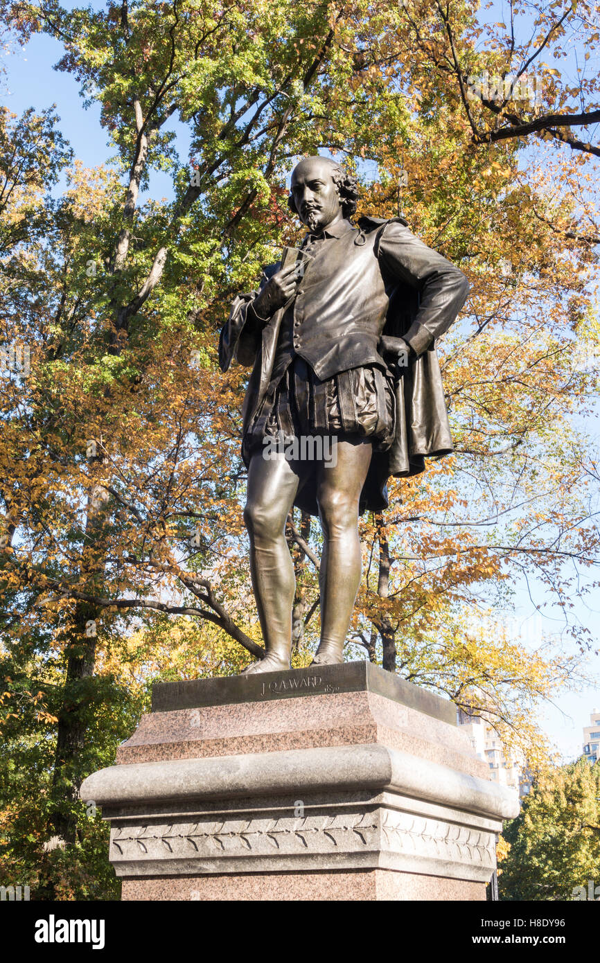 Bronze Sculpture of William Shakespeare, Central Park in Autumn, NYC