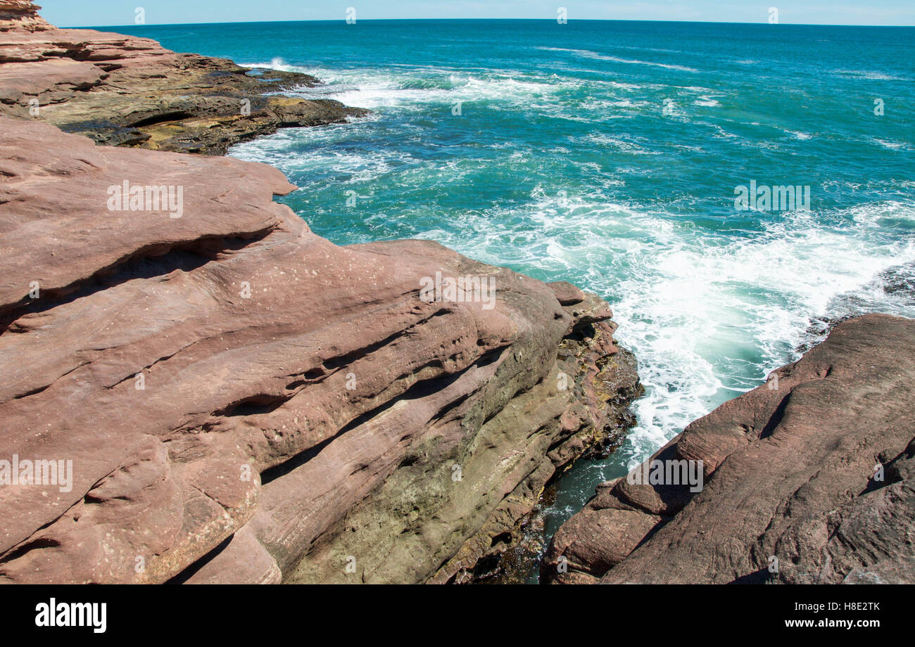 Pot Alley coastline with red sandstone rock formations, Indian Ocean ...