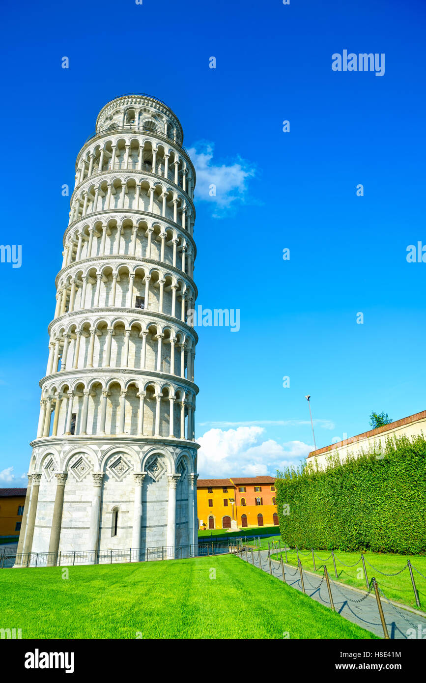 Leaning Tower of Pisa or Torre pendente di Pisa, Miracle Square or Piazza dei Miracoli. Tuscany, Italy, Europe. Stock Photo