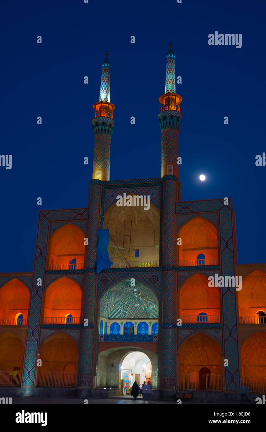 Amir Chakhmagh Complex floodlit with moon, Yazd, Iran, Middle East Stock Photo
