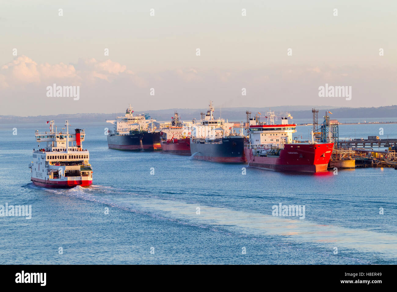 Tankers moored at The Esso refinery at Fawley, near Southampton, it is the largest in the UK and one of the most  complex in Eur Stock Photo