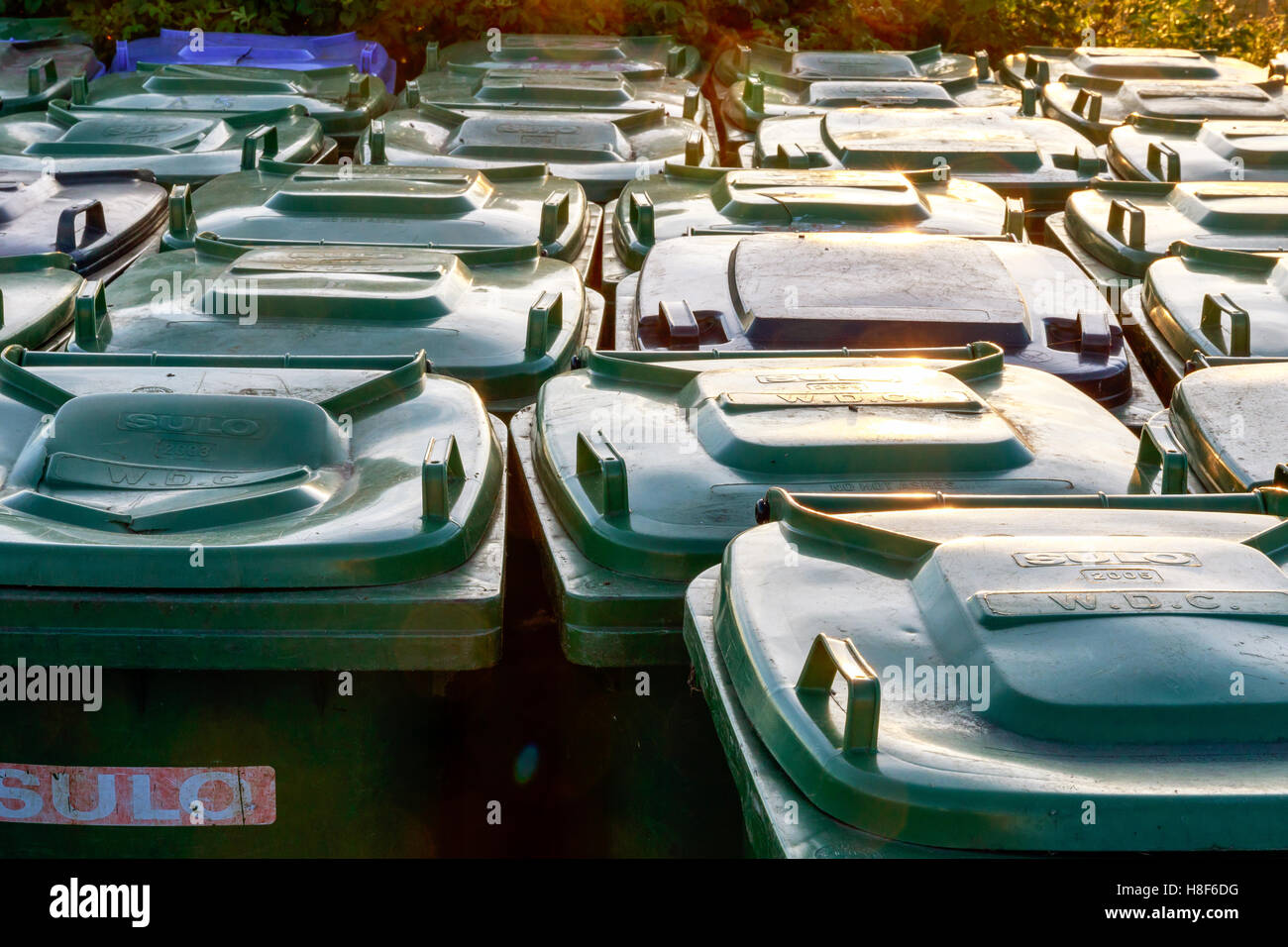 Refuse wheelie bins hi-res stock photography and images - Alamy