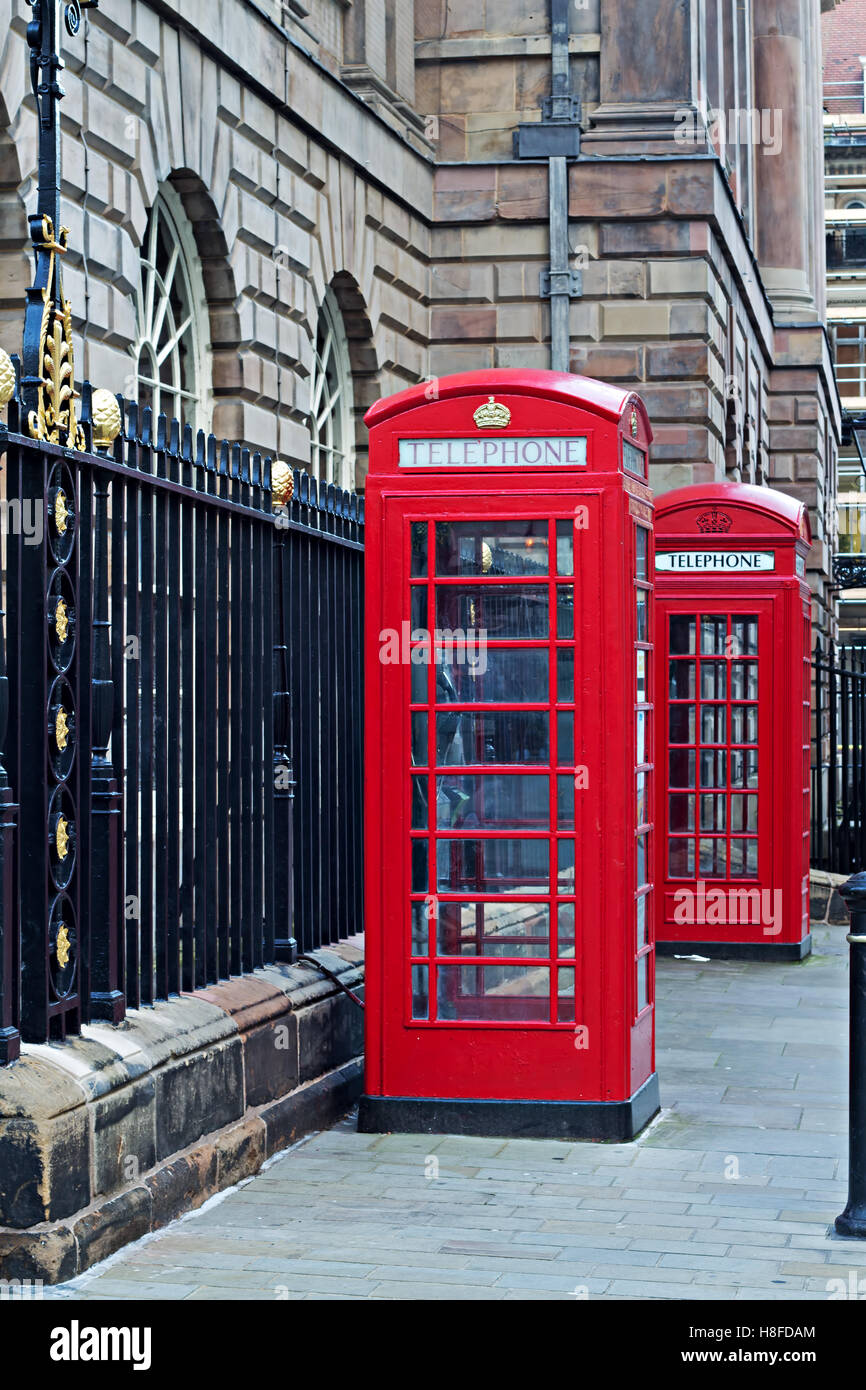 Pair of Classic British red phone box Stock Photo - Alamy