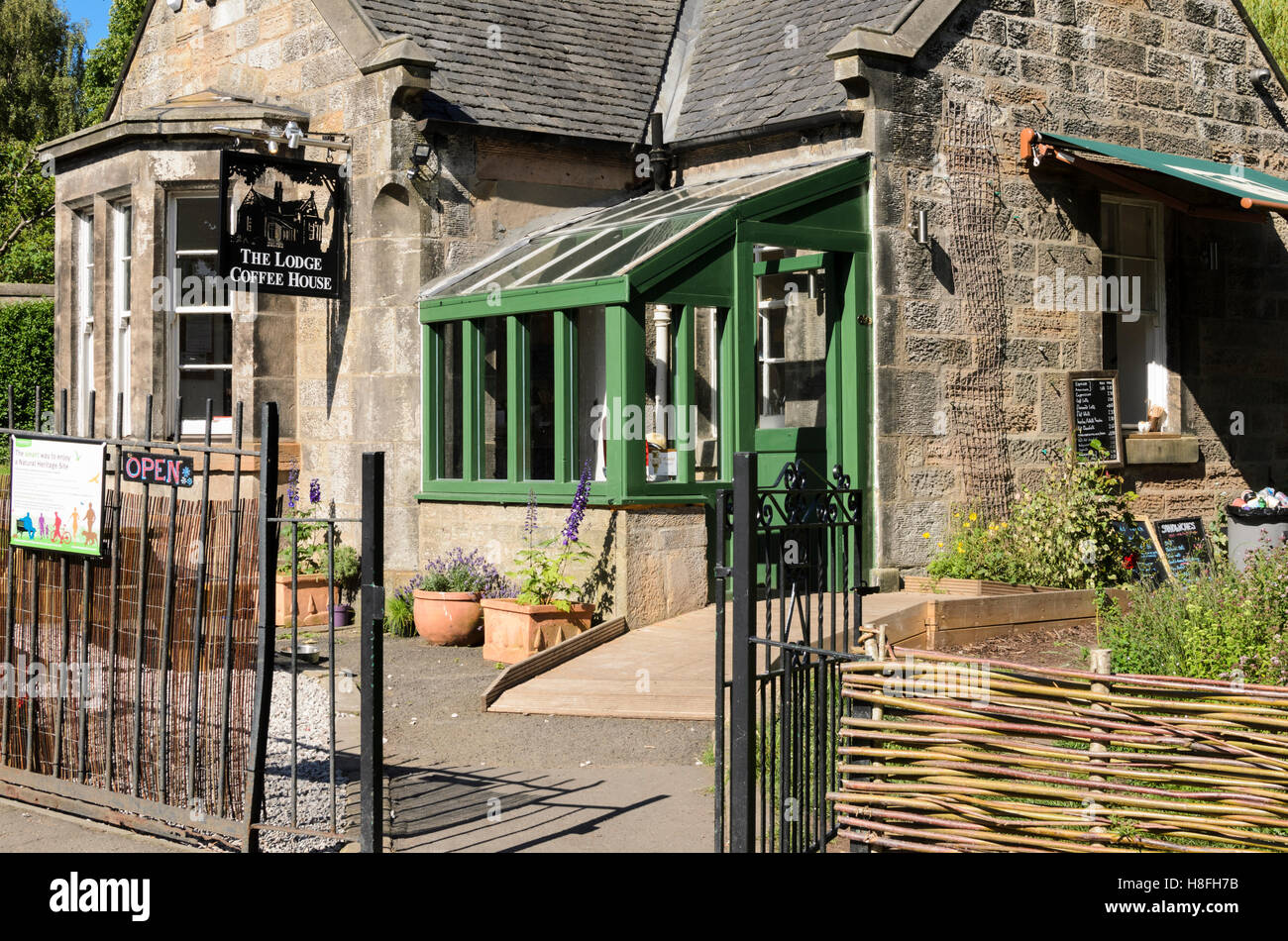 Edinburgh coffee house hires stock photography and images Alamy