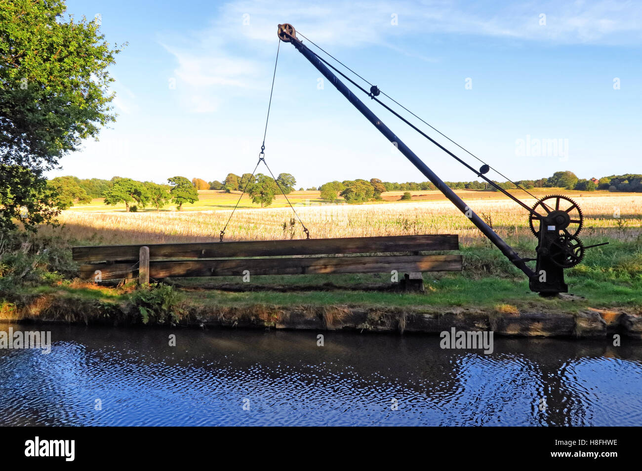 Bridgewater Canal lifting machine crane, Moore, Warrington, Cheshire, England, UK Stock Photo