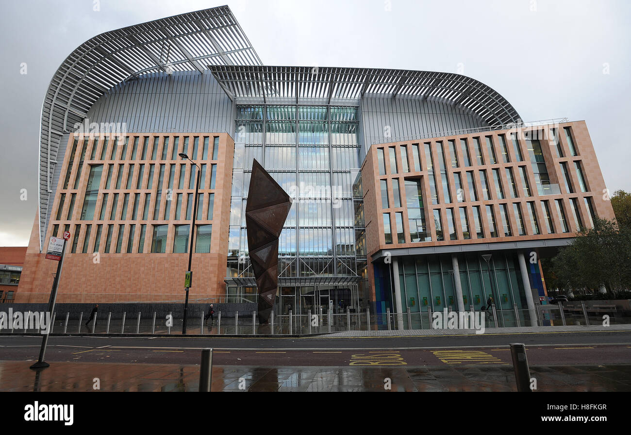 A view of the Francis Crick Institute in central London Stock Photo Alamy
