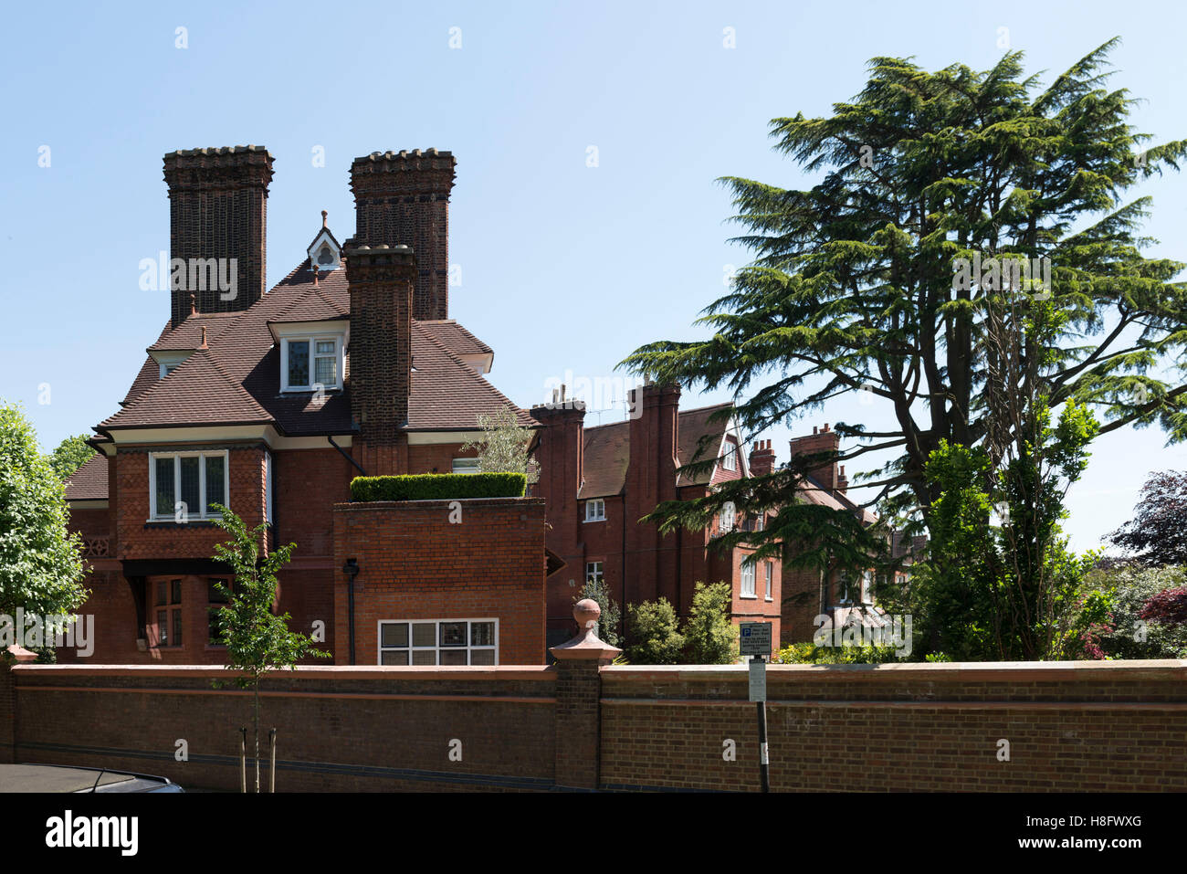 England, London, Hampstead, typical residential houses Stock Photo Alamy